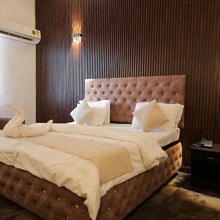 Hotel Kuber - Sonipat Murthal Rai Exterior photo